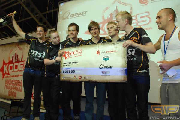 1 Место - Fnatic!