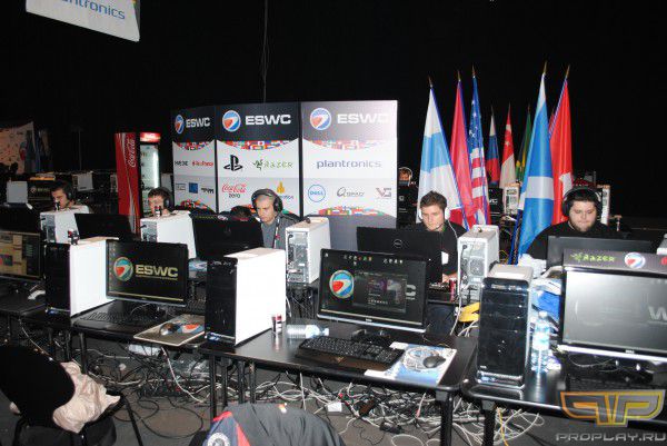 Какая-то команда по CS:Source