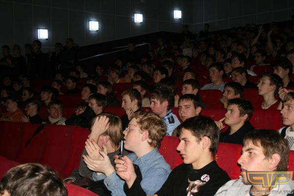 Панорама зрительного зала - 3. Найди себя =).